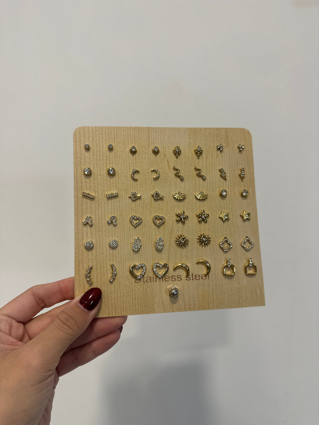 Brincos Essentials Gold