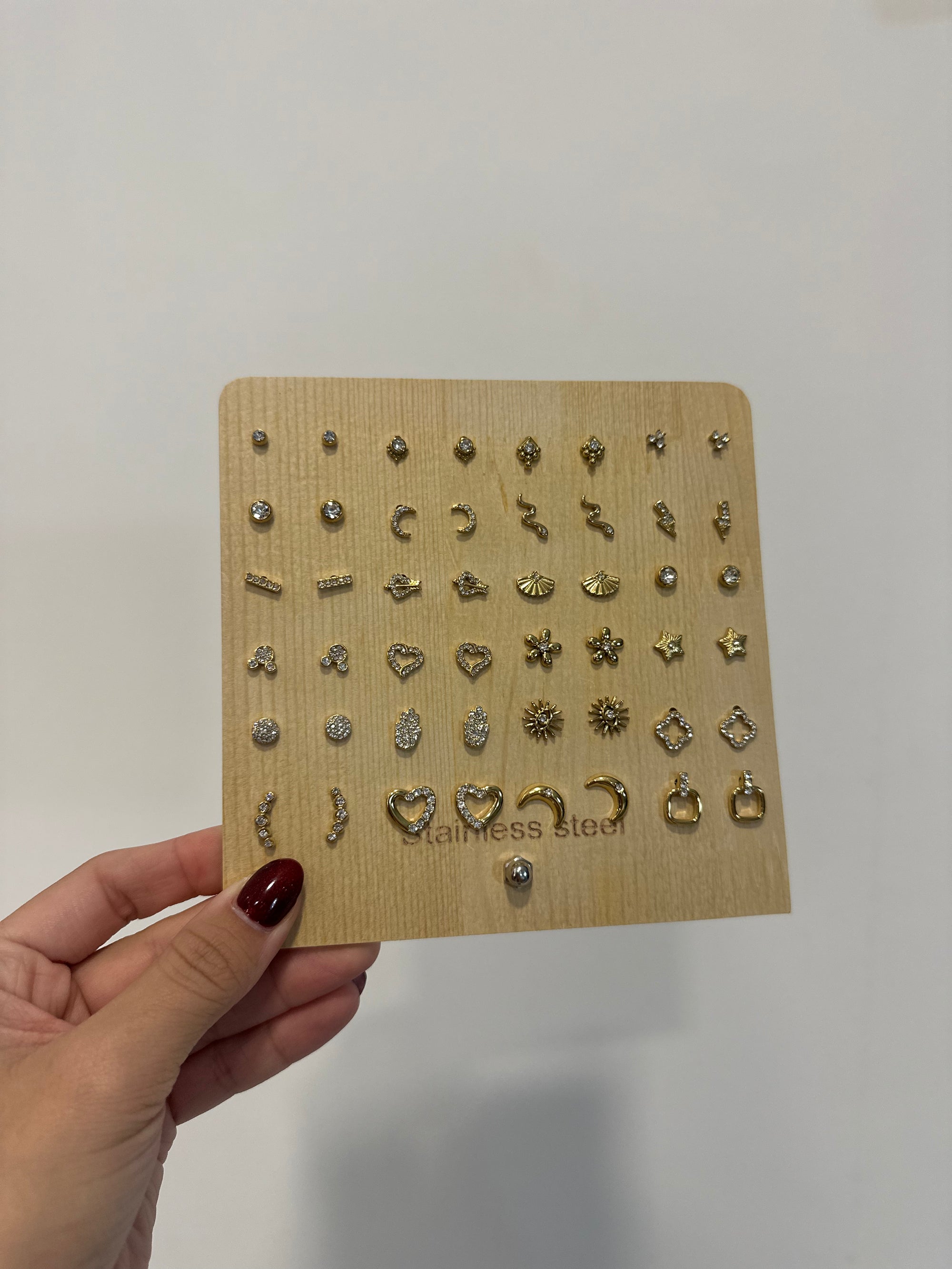 Brincos Essentials Gold