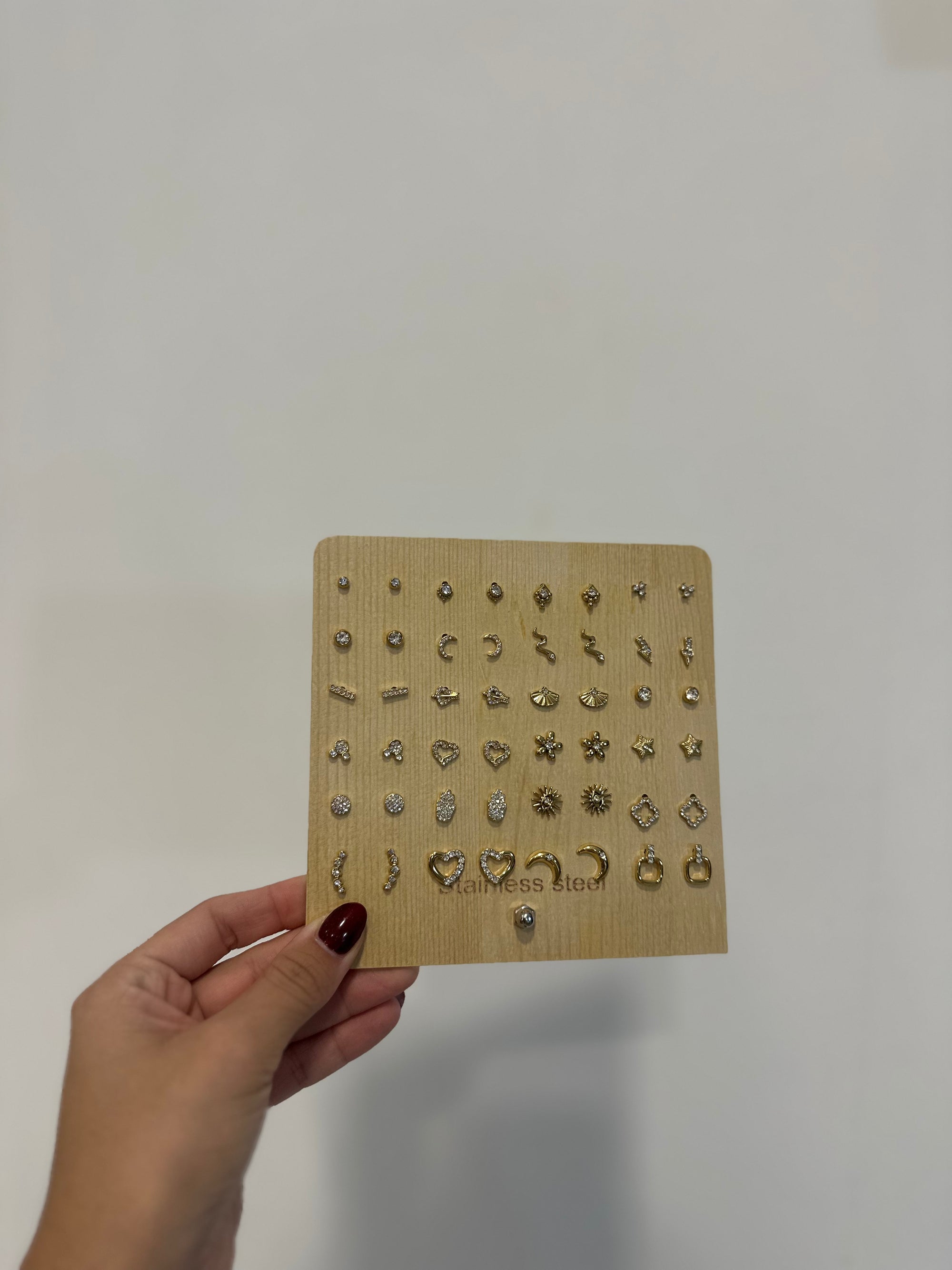 Brincos Essentials Gold